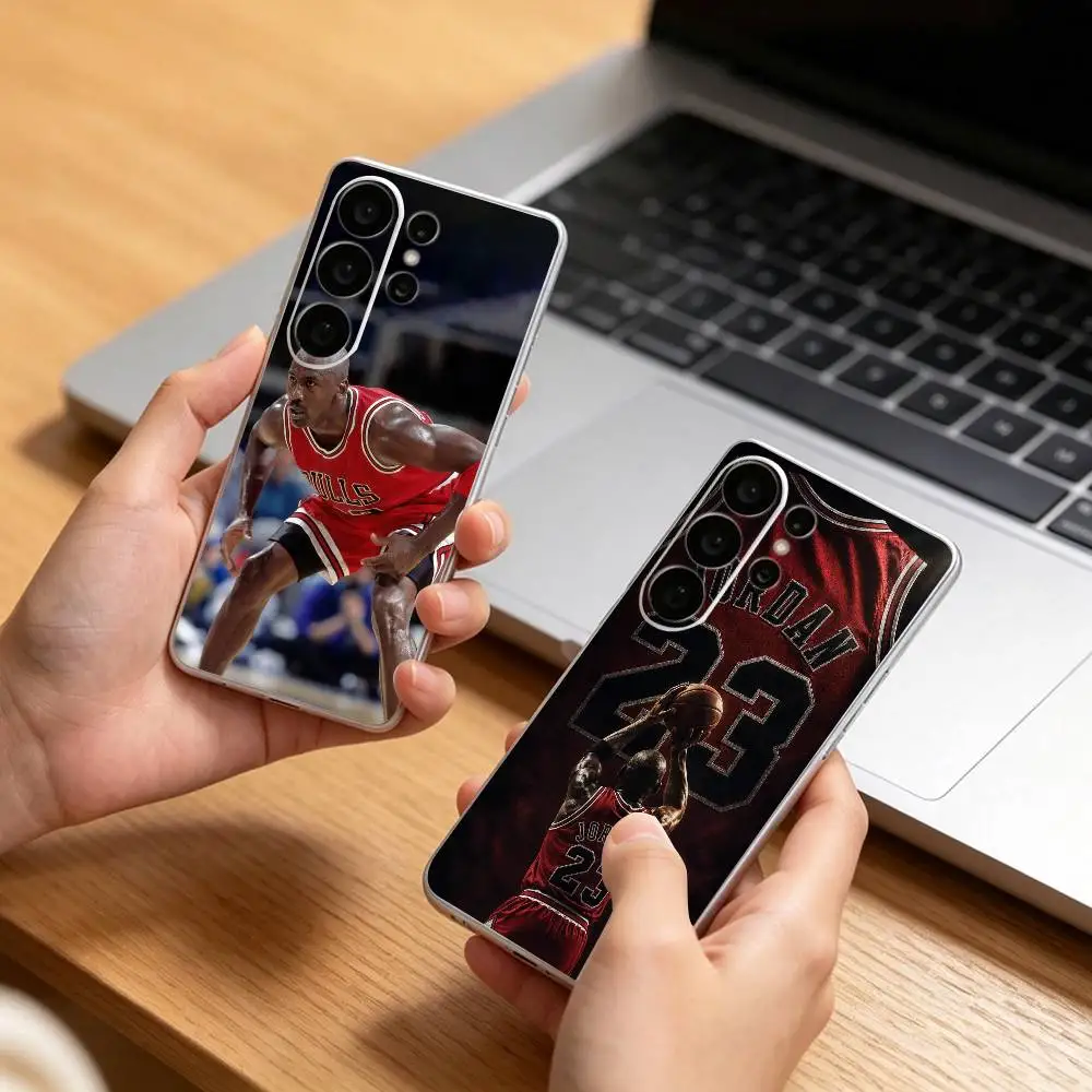 God of Basketball  Michael J-Jordan Clear Hard Phone Case For Samsung S25,24,23,22,21,10,9,Ultra,Plus,Lite Transparent Cover