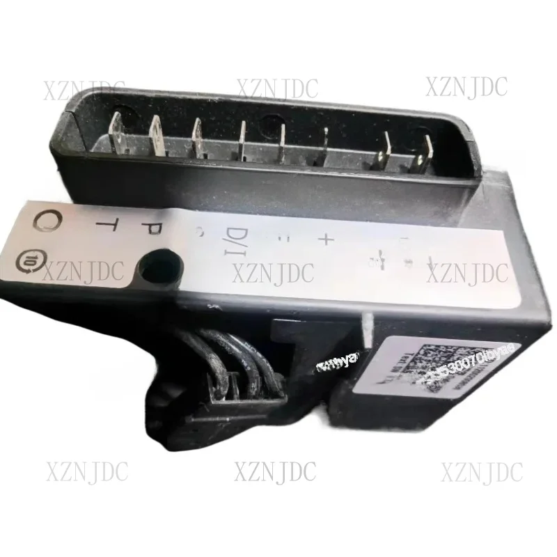 

101N0212 DC 12 /24V Car Refrigerator Variable Frequency Compressor Driver