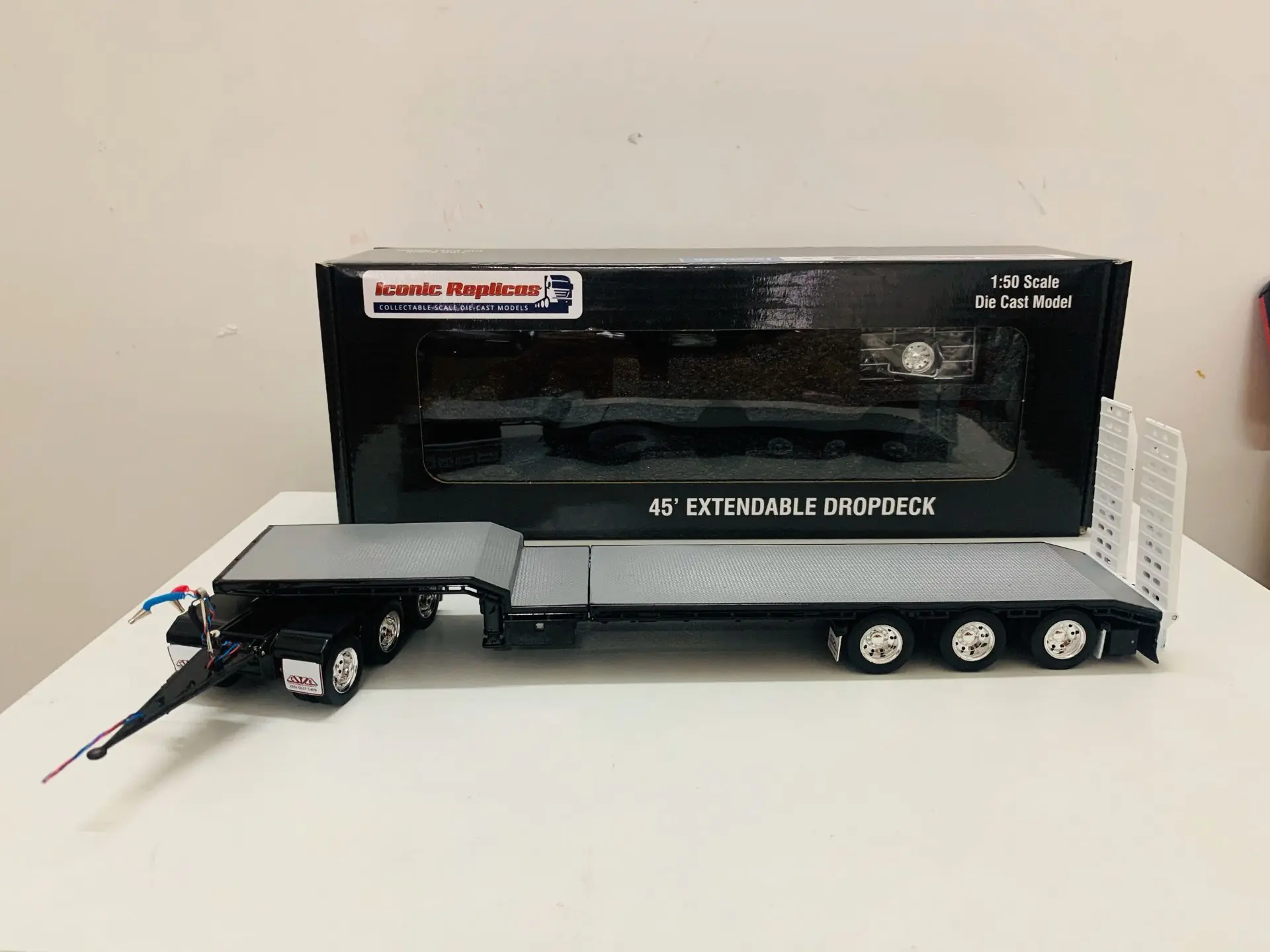 Die-Cast modelo de caminhão colecionável em preto, extensível Drop Deck, Trailer com 3 eixos, réplica icônica, CTE, escala 1:50, 45 \', novo na caixa