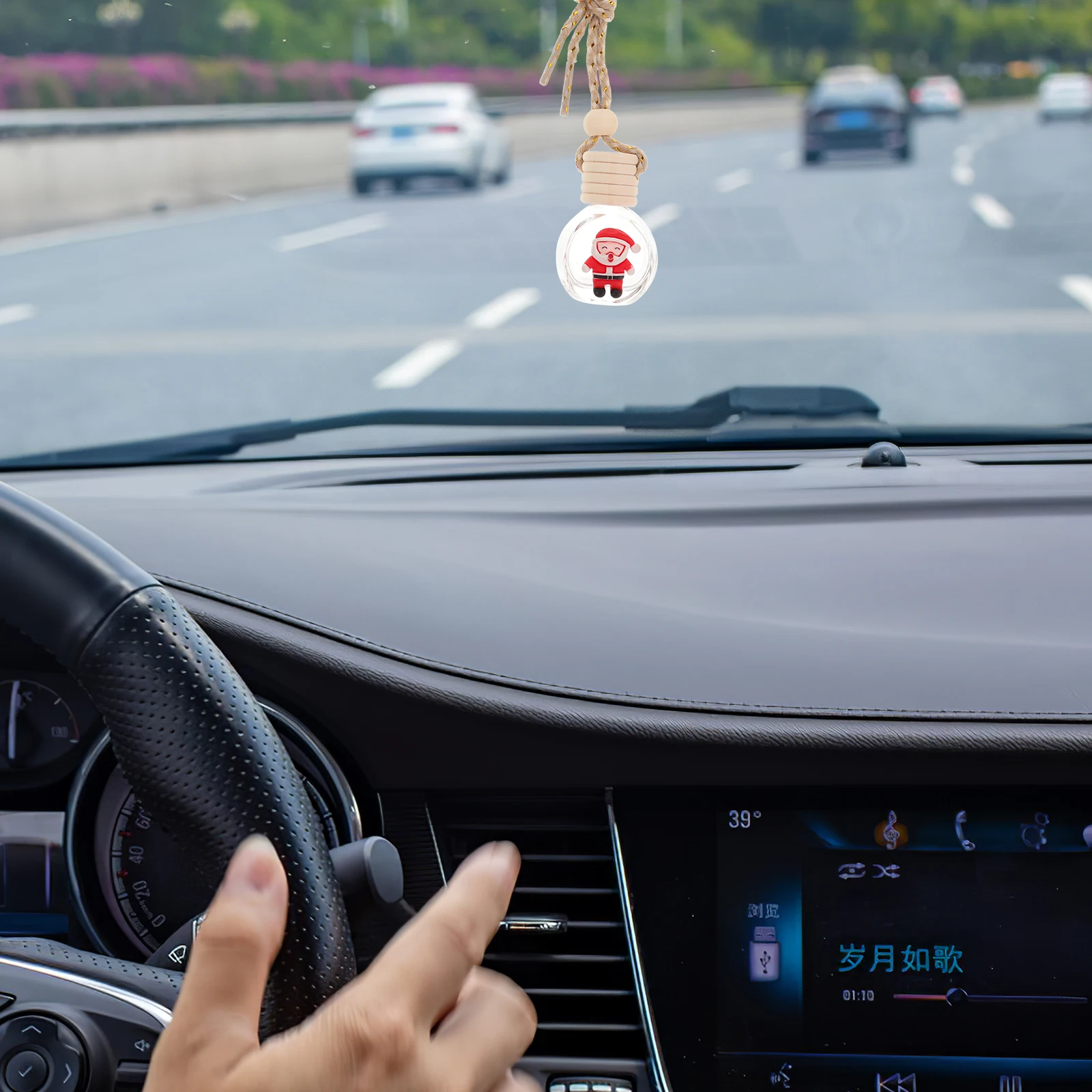 

4pcs Car Aromatherapy Bottle Pendant Christmas Hanging Ornament, Empty Oil Diffuser Bottles For Essential Oils, Car Air