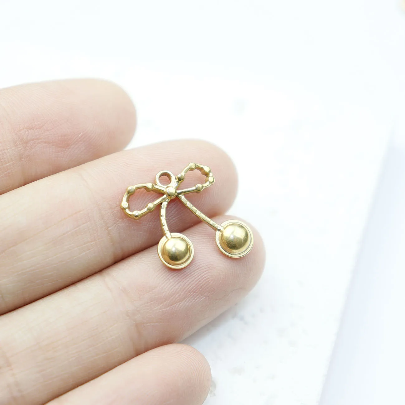 5pcs Casting Stainless Steel Fish Rhinestones Charms Pendant Jewelry Accessory DIY Necklace Earrings Bracelets Vacuum PVD Plate view 4