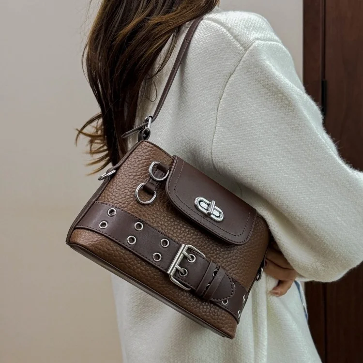 

Брендовые женские сумки-ведра на плечо, маленькие дизайнерские женские сумки из искусственной кожи с заклепками, модные женские сумки bolsas черного цвета