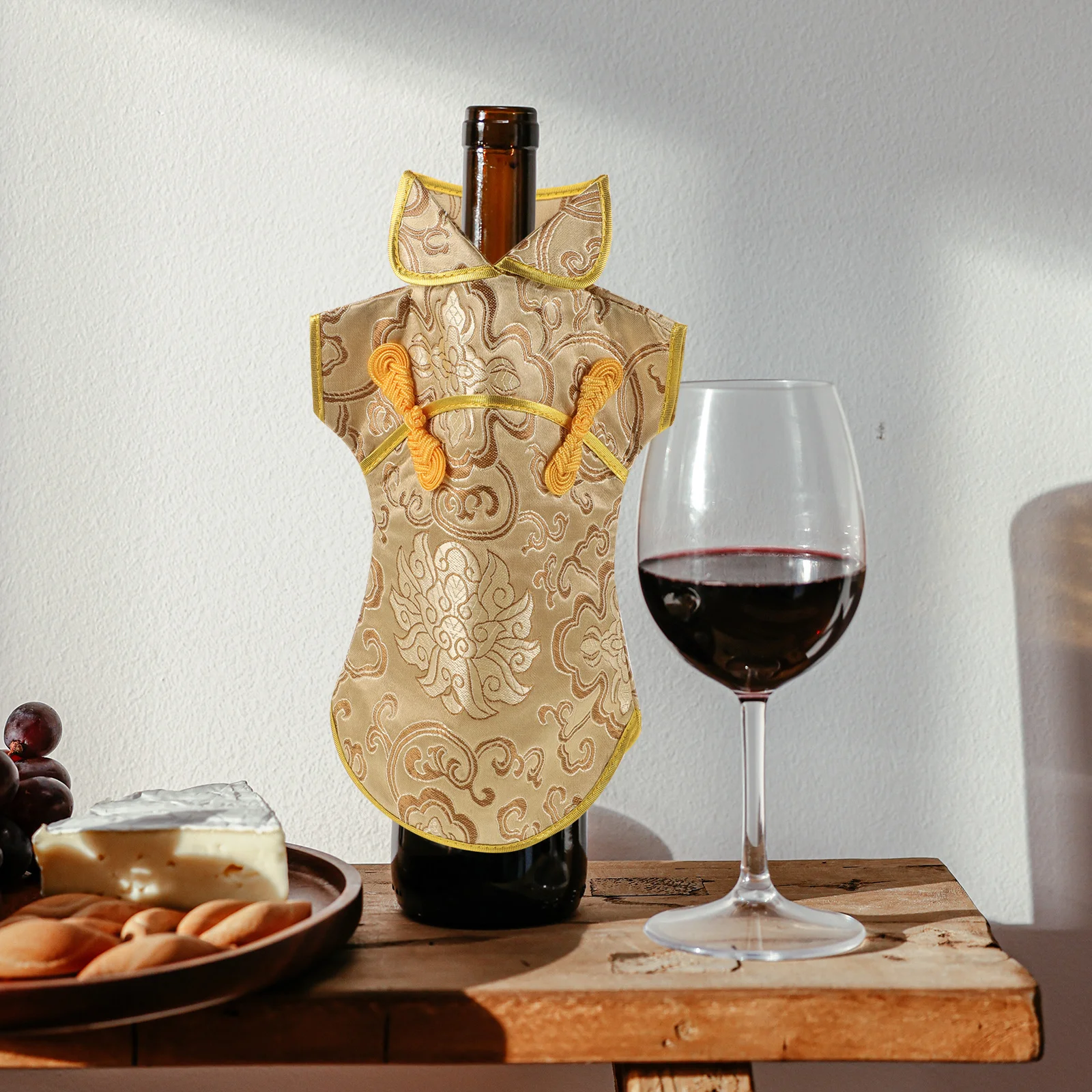 

Wine Bottle Cover Fabric Decorative Wrap for Wedding Birthday Festival Party Wine Bag Elegant Bottle Decor