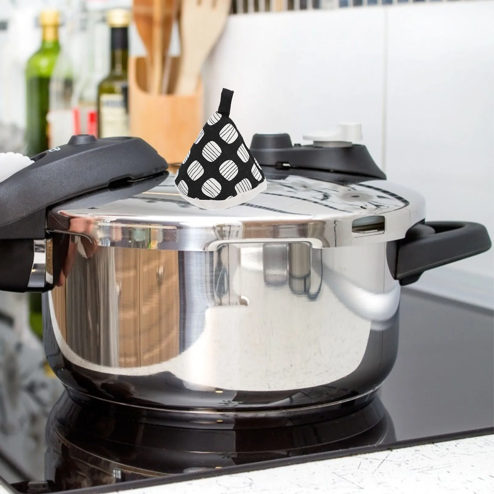 

2Pcs Anti-Scald Pot Gloves Lid Protectors Heat-Resistant Kitchen Accessory Cooking Handle Covers Pot Handle Sleeves