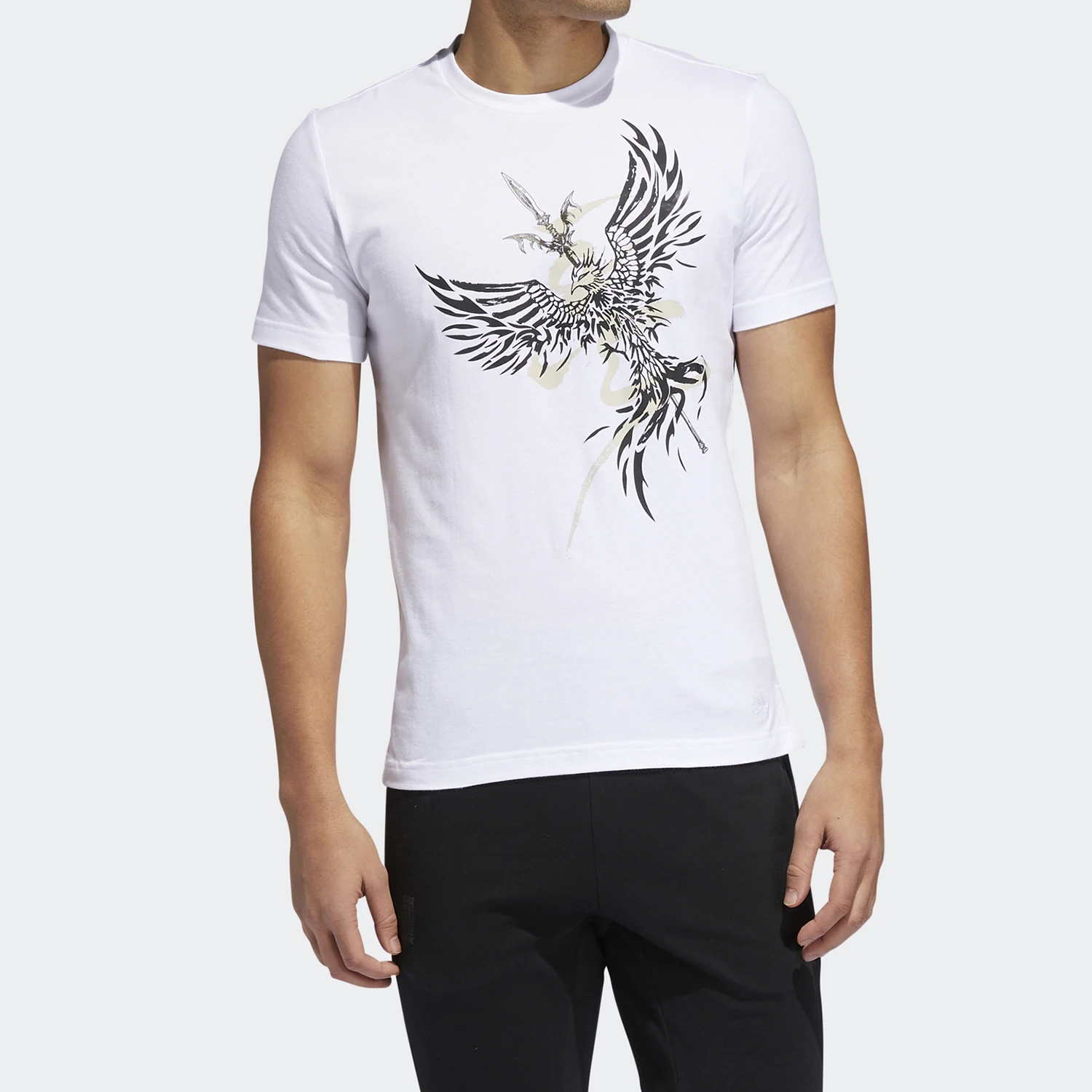 

Официальная мужская модная футболка Adidas с круглым вырезом и принтом, мягкая и приятная для кожи футболка с короткими рукавами FT2753