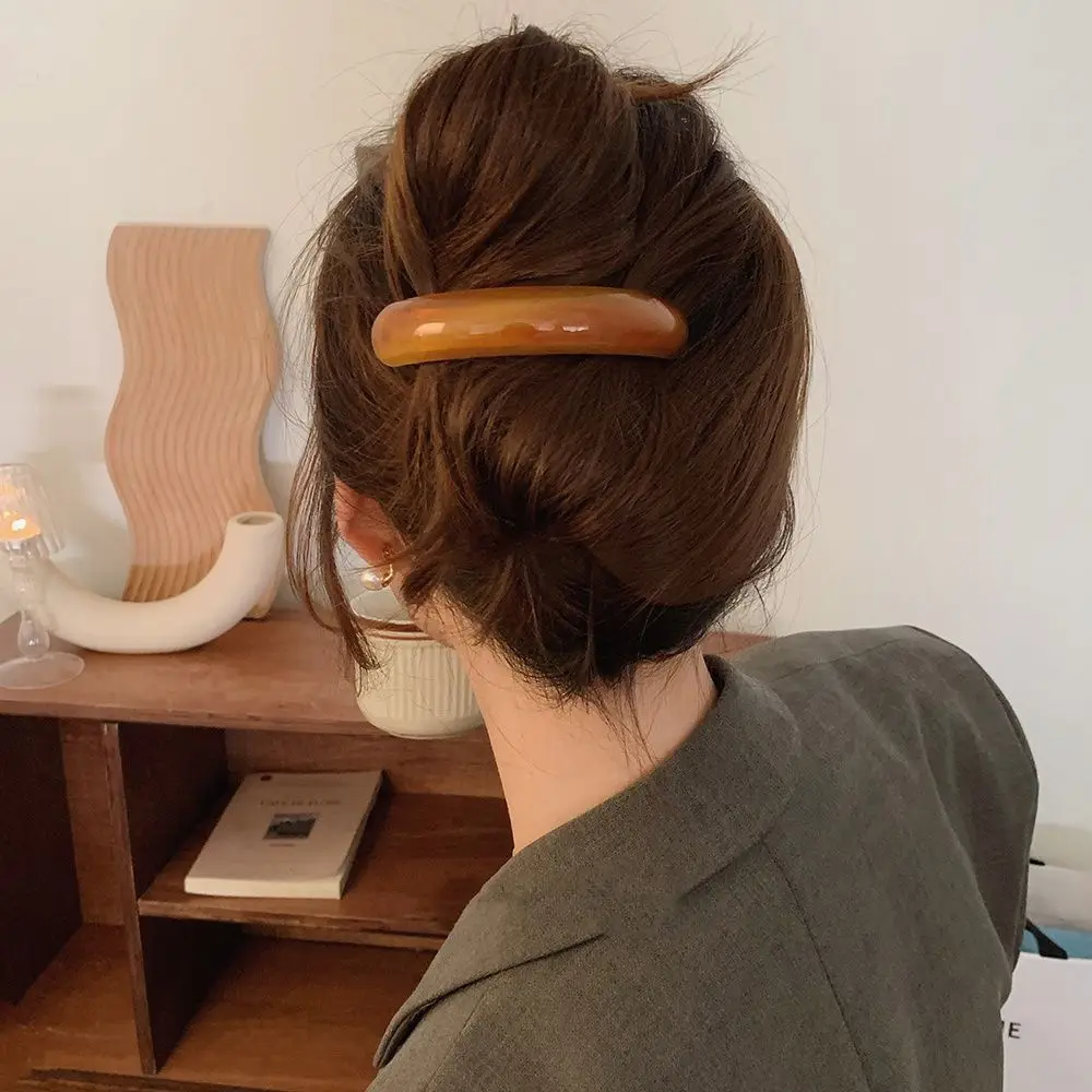 

Personalized Elliptical Leopard Print Hair Clip Arc PVC Spring Clip Grab Clip Korean Style Large Hairpin Daily
