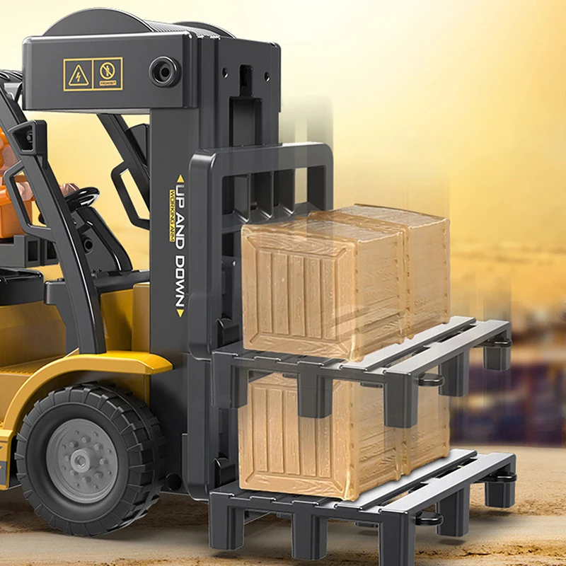 1: 24 รีโมทคอนโทรลรถจําลอง 11 Pass วิศวกรรมยานพาหนะไฟฟ้าเพลงสเปรย์ Crane ของเล่นเด็ก