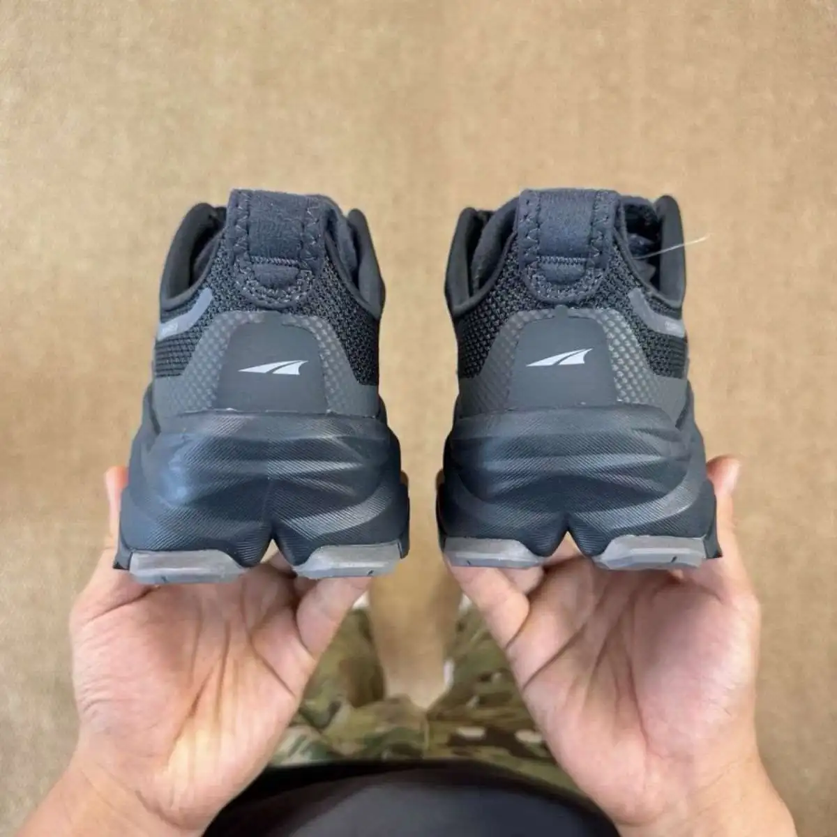 Рисунок 6 - Новые крутые мужские кроссовки