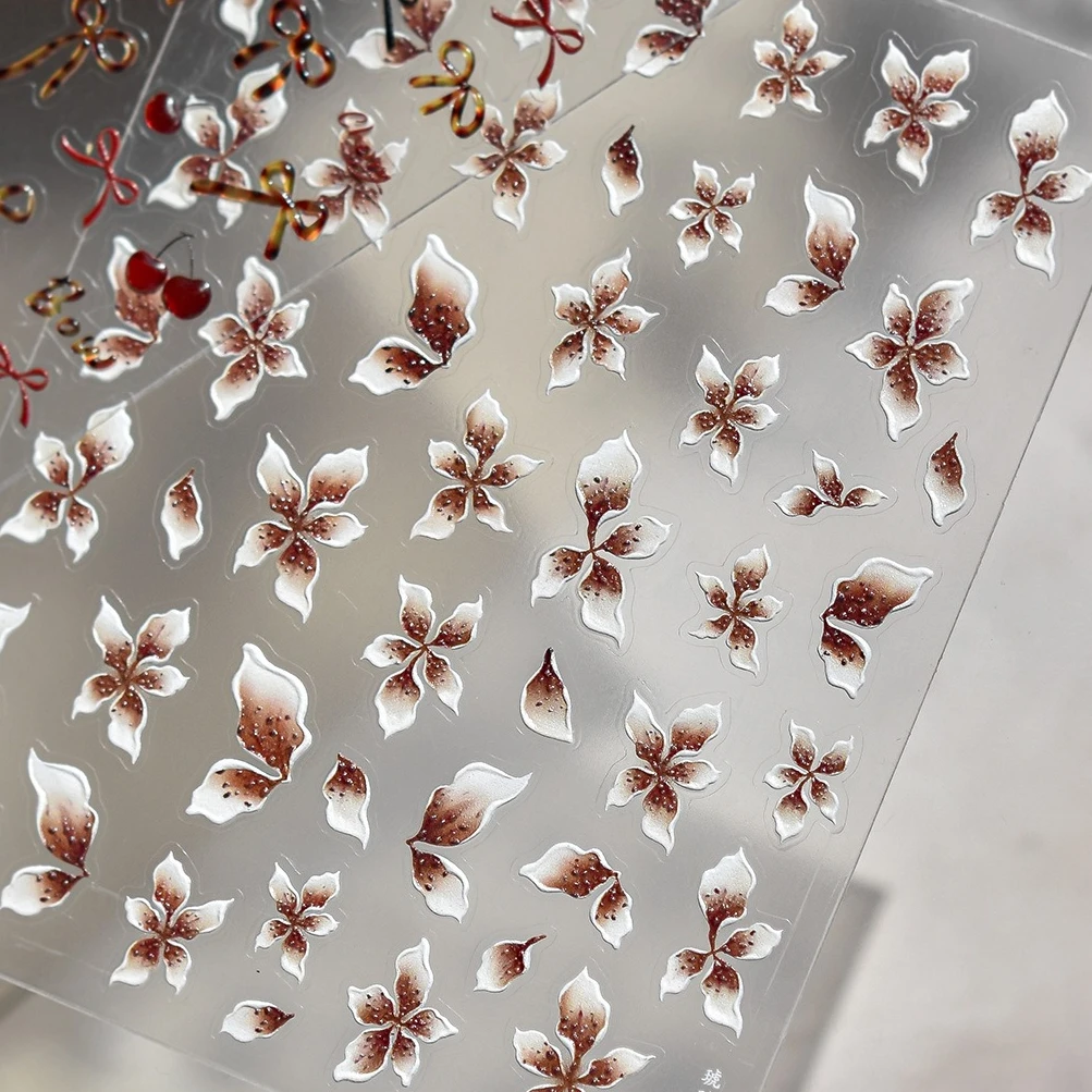 Retro sfumatura petalo fiore frangipano giglio delicato fioritura orchidea gelatina lusso vintage nail art adesivi decalcomanie fascino manicure