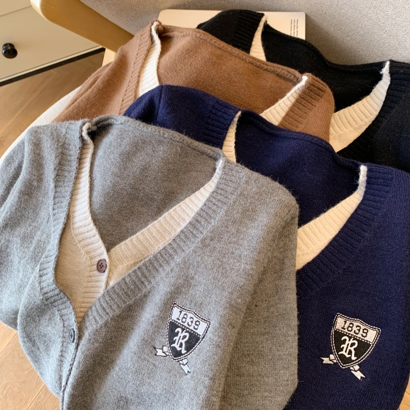 وهمية 2 قطع متماسكة سترة البلوز المرأة 2026 ملابس علوية بأكمام طويلة للربيع الخامس الرقبة القمم أنيق شيك موضة خمر السيدات لاعبا