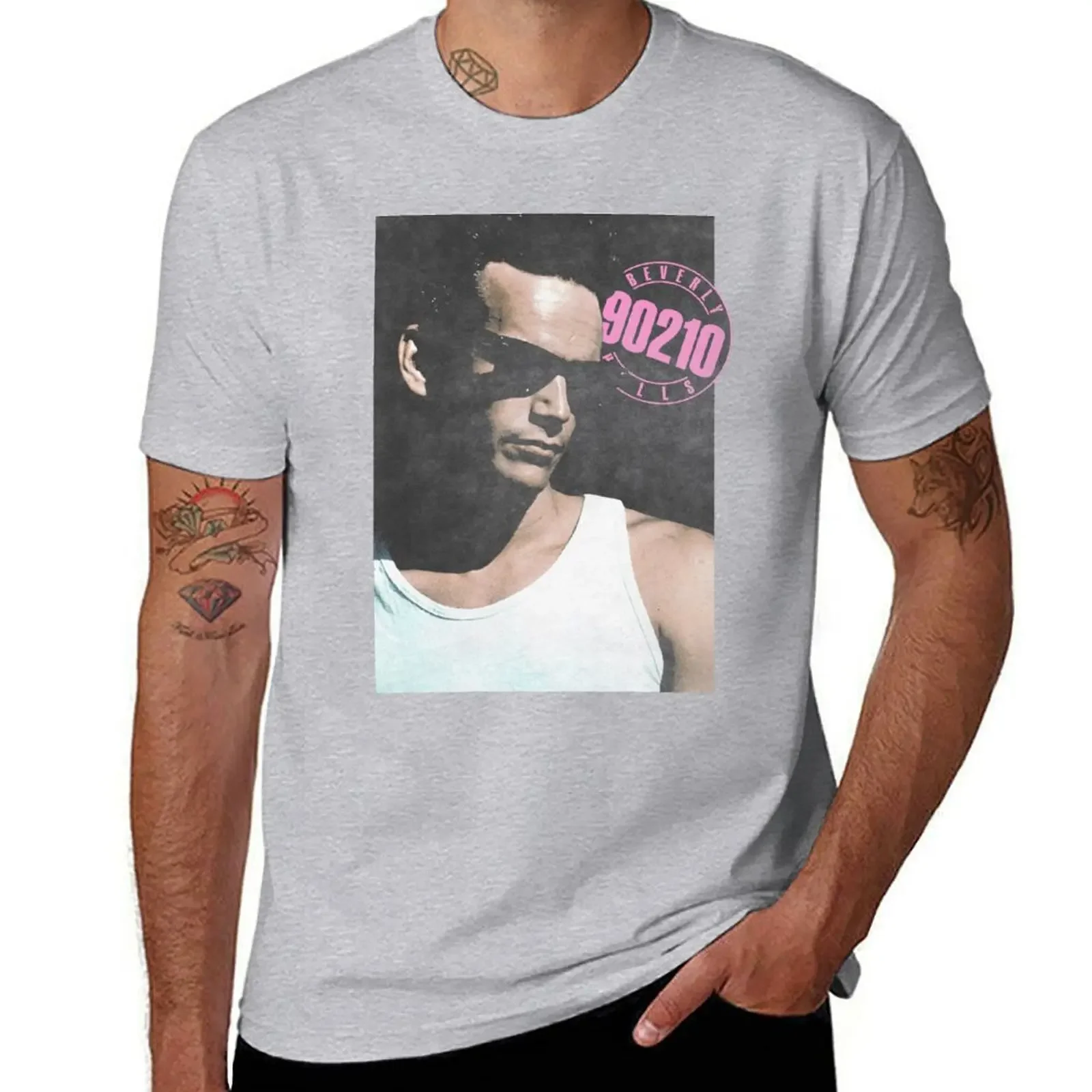 2025 نموذج جديد بيفرلي هيلز ، 90210 ديلان ماكاي المتعثرة هيثروب صورة تي شيرت الحيوان طباعة سليم صالح تي شيرت للرجال