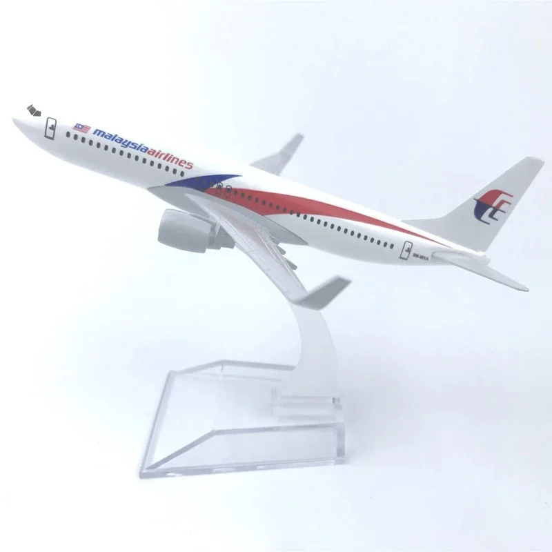 

Miniatures 1:400 Scale Model Plane B737 Malaysia Airlines 16cm Metal Aircraft Toys Child And Hobbies Diecast Airplanes With Base
