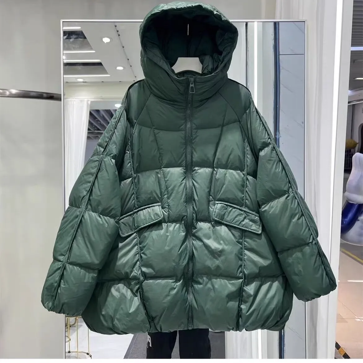 

Женская зимняя куртка на белом утином пуху 2026, теплая куртка-пуховик с капюшоном большого размера, женская повседневная свободная парка с карманами, верхняя одежда