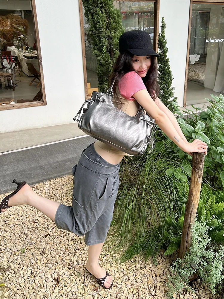 ReddaChic Napoleon Capri Jeans Woman Vintage Gray Do Old Low Rise Wide Leg Straight Cargo Bermuda Denim Shorts Trendy Streetwear view 6