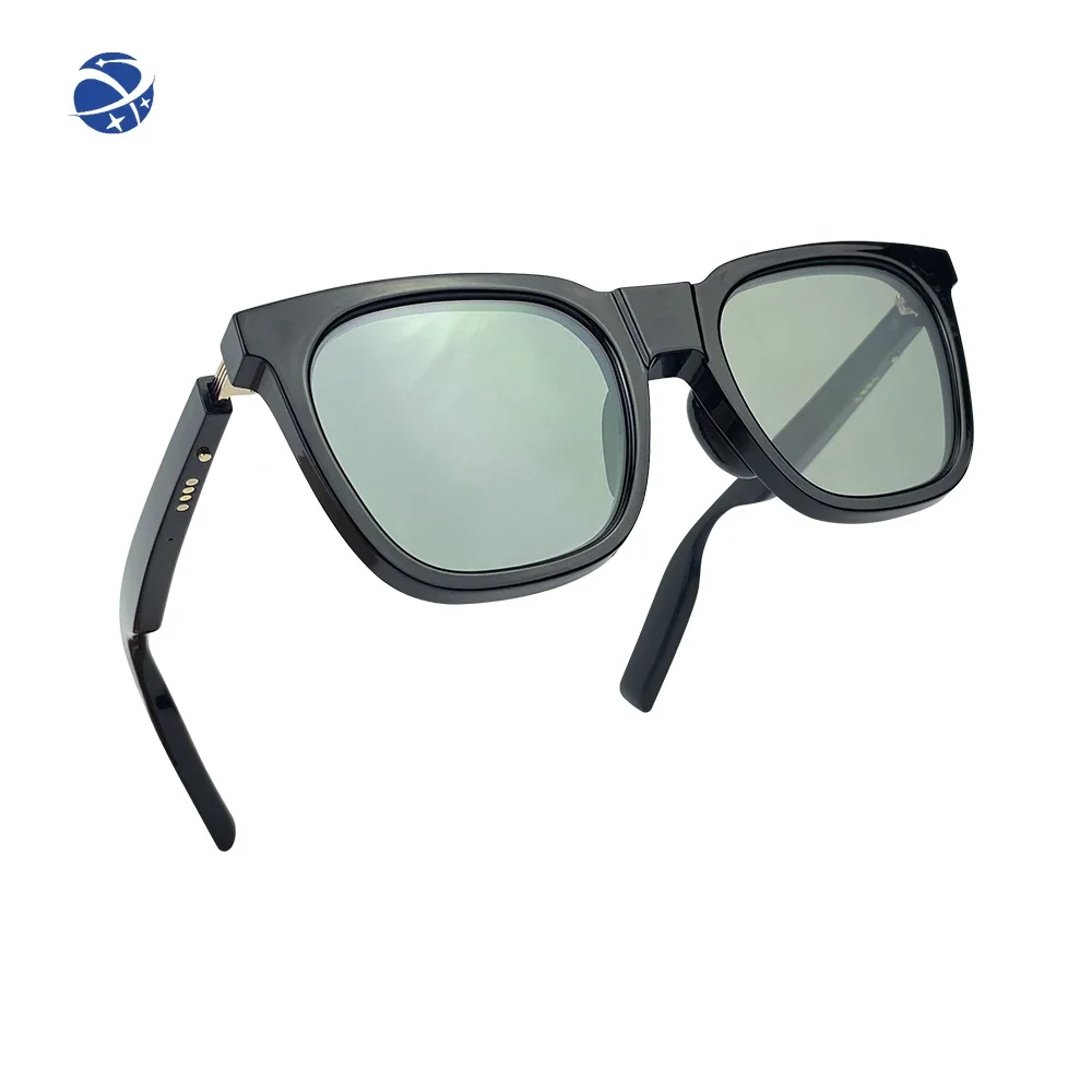 

In Stock With Blue Toother Magnetic Charging Music Color-Changing Electronic Sunglasses Photochromic Sunglasses