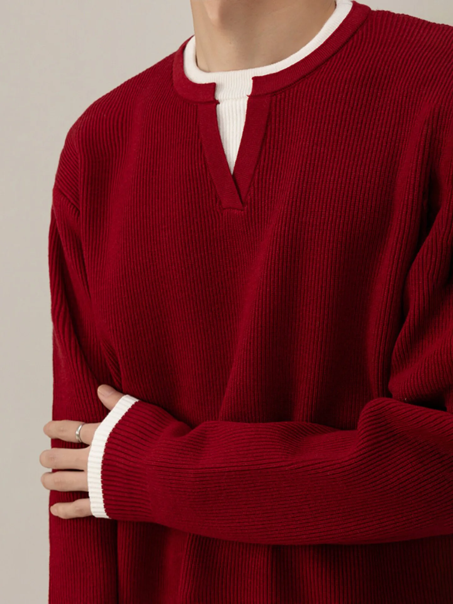 

Красный мужской вязаный свитер с V-образным вырезом для осени и зимы, на Новый год, повседневный, базовый слой, удобный, мягкий, из полиэстера