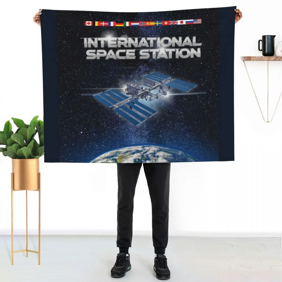 INTERNATIONAL SPACE STATION Throw Blanket Kid'S Beach Large Baby Furry Luxury Thicken Blankets