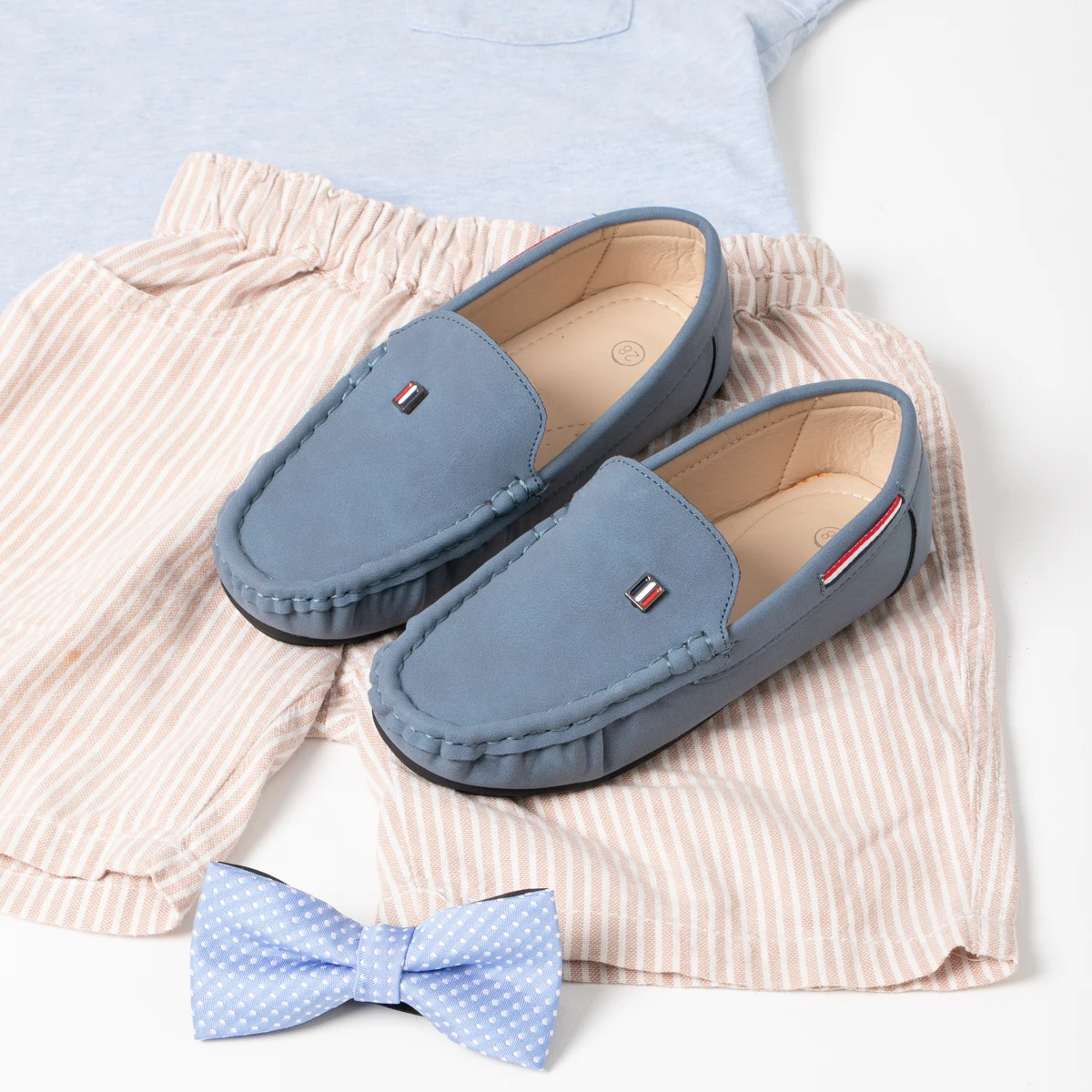 Thumbnail 4 - #6 Compare Kids Canvas Shoes Before You Buy