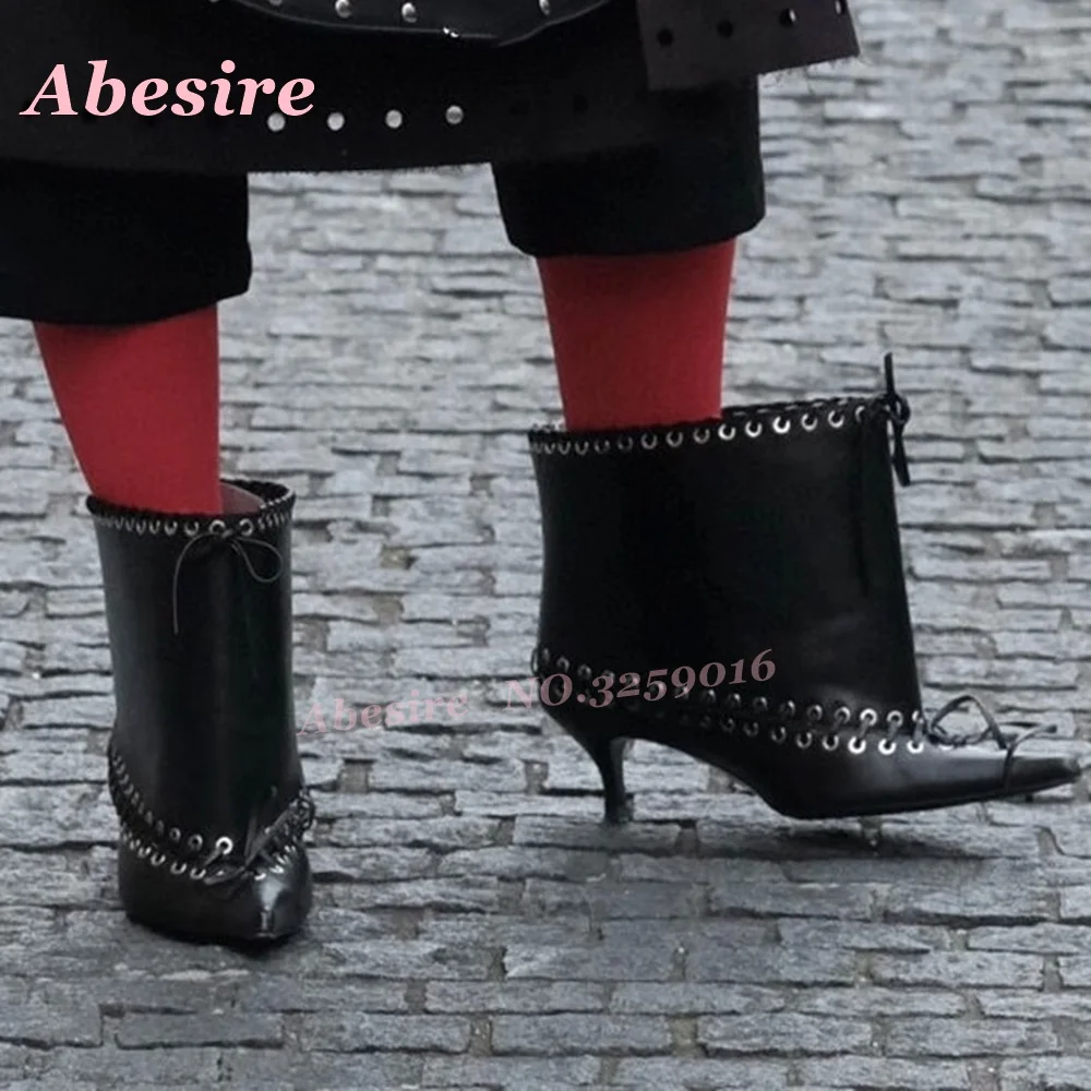 

Ботильоны на шнуровке с заклепками в стиле ретро, кожаные женские ботинки на кошачьем каблуке с острым носком, зимняя лоскутная двусторонняя одежда, лаконичная обувь