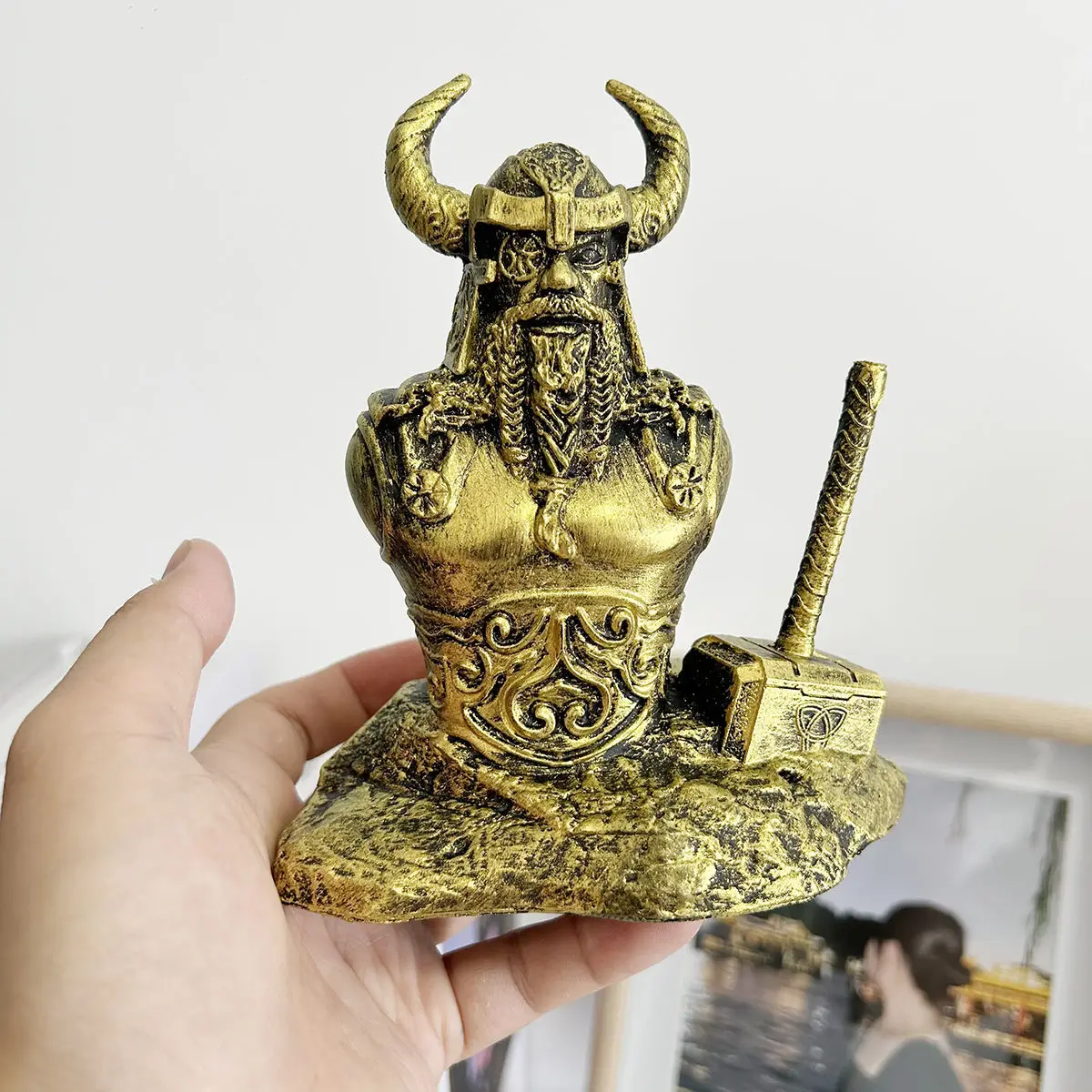 Greek Statue Odin Bust Figures Ornament Western Mythological Statue Father Of The Gods Resin Ornament Living Room Decorations