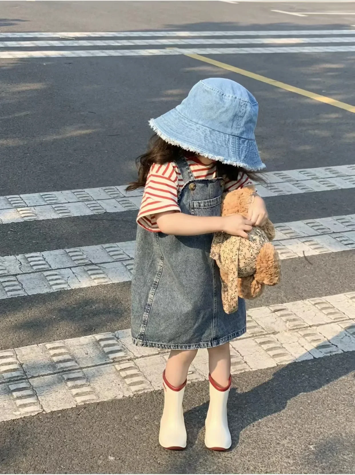 Children Skirt Wear 2024 Summer Korean Style Girls Sweet and Cool Cowboy Suspenders Skirt Fashion Sundress A-line Denim Skirt