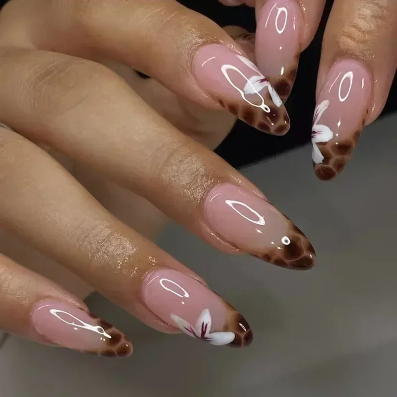 

24pcs Leopard Print Almond Fake Press on Nails with Mini Flower Acrylic Fake Nails Retro Sweet Cool Design Press Ons French Nail