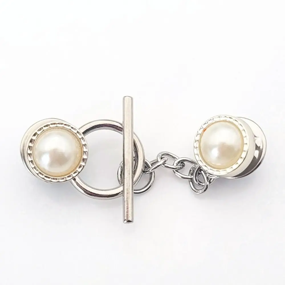 Rabbit Nail-Free Cardigan OT Buckle Crown Triangle Close Neckline Decorative Brooch Adjustable Crystal Flower Anti-light Brooch
