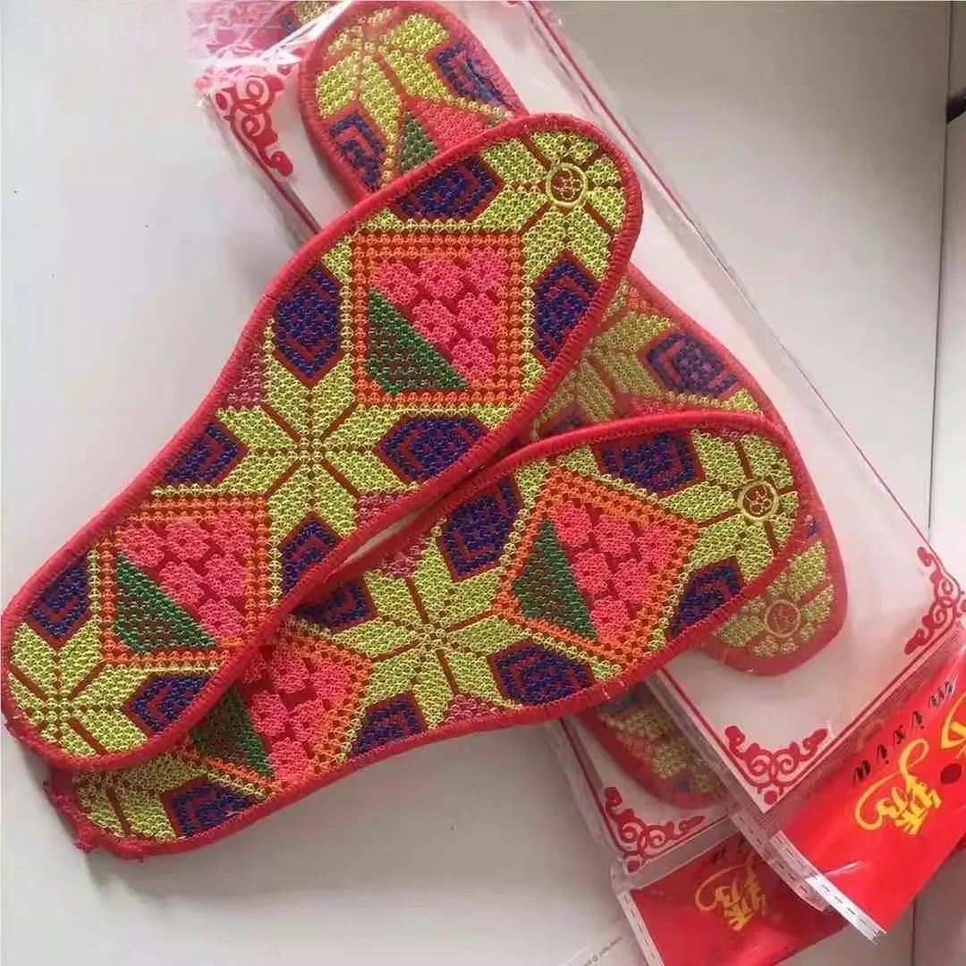 embroidered-shoe-insoles-for-men-and-women-absorbent-finished-product-thick-cotton-summer-breathable-anti-odor-flower-embroidery