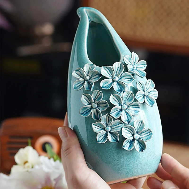 

Light Luxury Retro Small Vase High End Exquisite Desktop Decoration Home Ceramic Flower Vase Fashionable Living Room Decoration