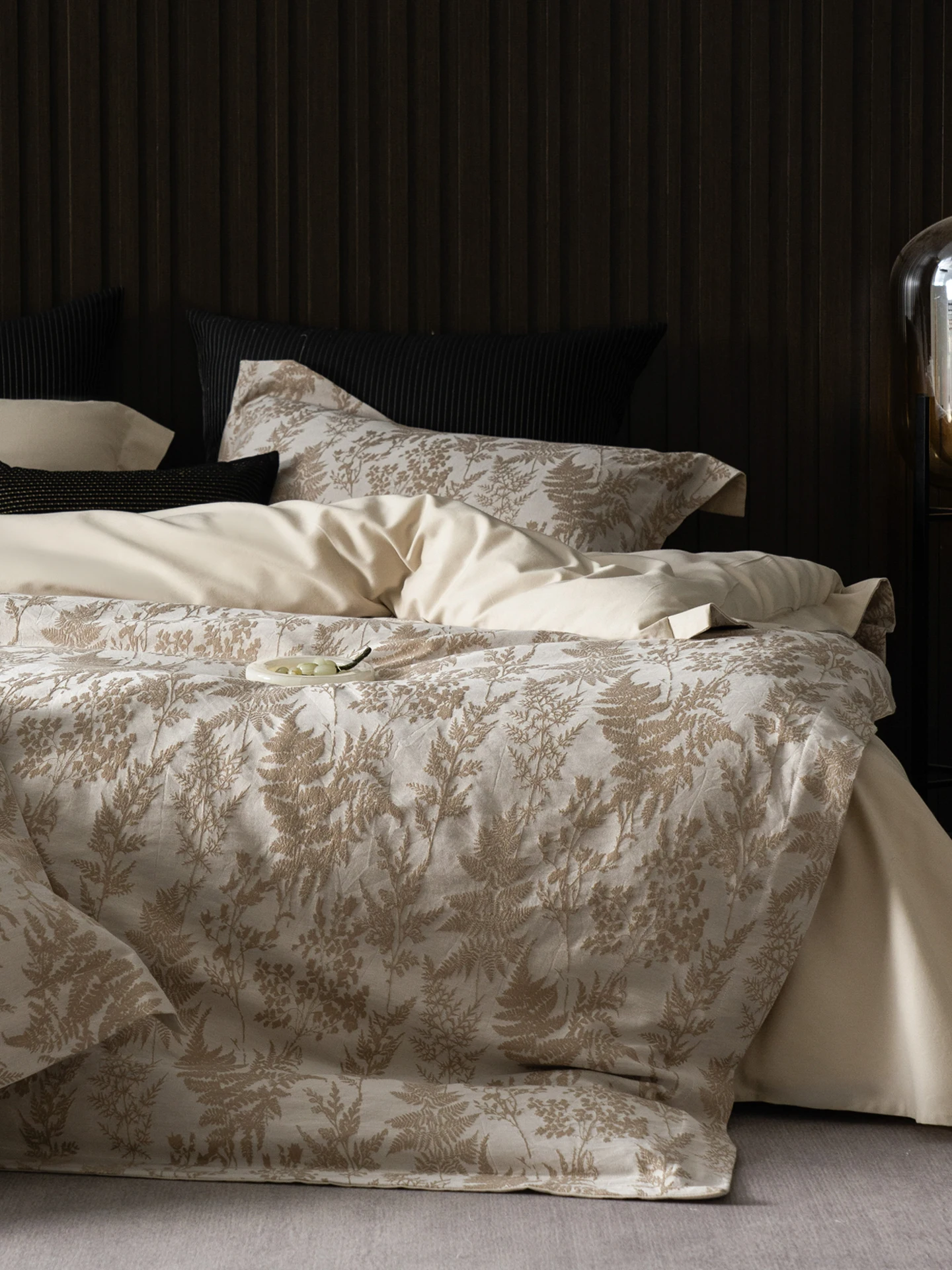 High End Retro Long Velvet Cotton Flocking Four Piece Set Thick Pure Cotton Main Bedroom Bed Canopy Duvet Cover Autumn Winter
