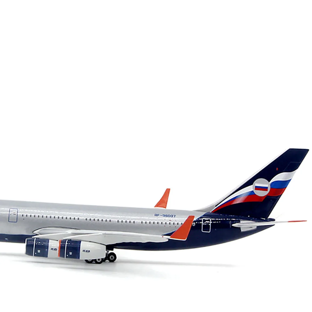 Diecast Phoenix 11830 Aeroflot Il-96-300 RF-96007 Aircraft Model 1/400 Scale Finished Emulation Airplance Model Collection Gift