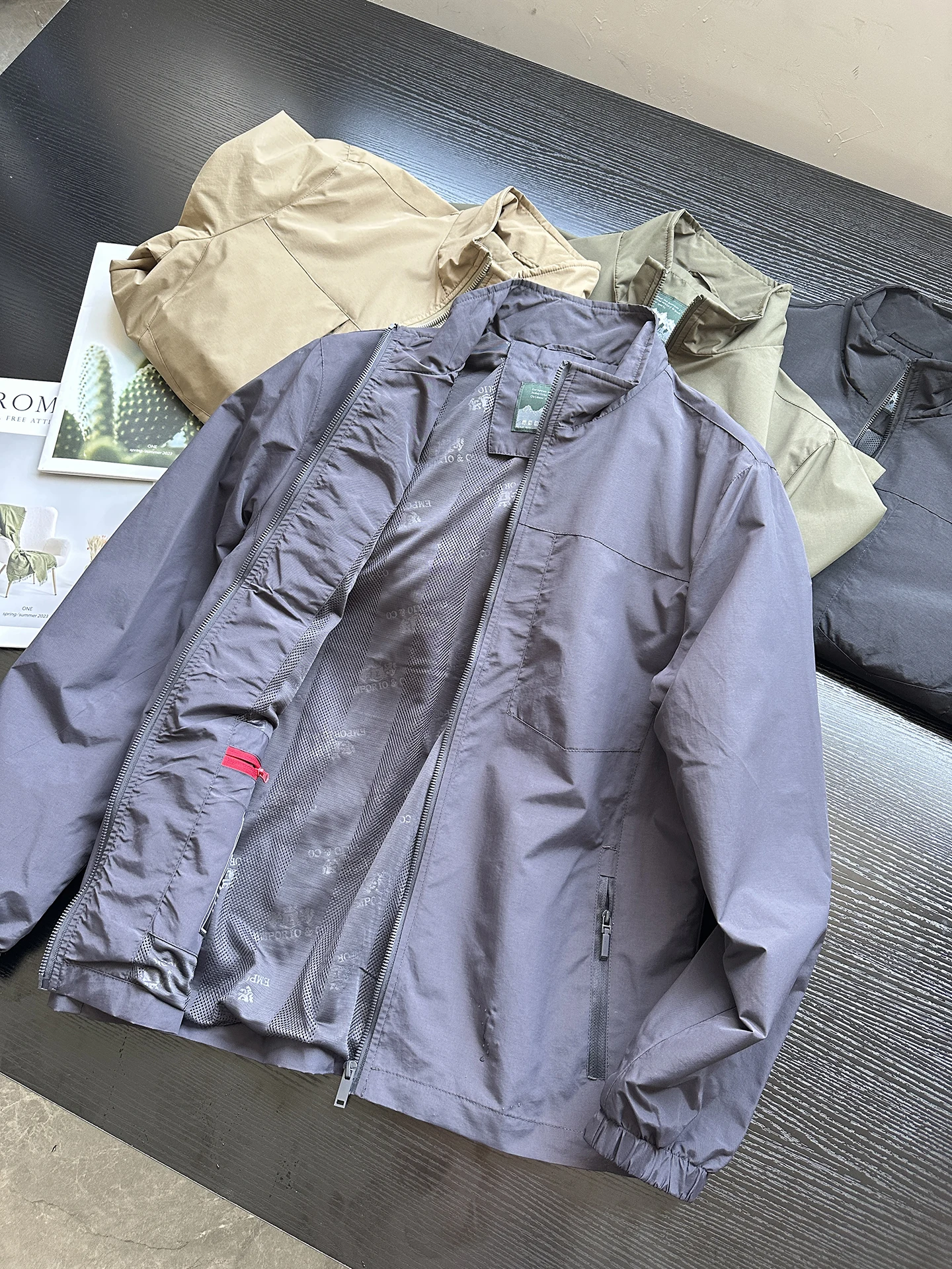 

Outdoor Men's Fashionable Sun Protection Jacket 3D Tailoring Waterproof Windproof Spring New Arrival Standard Fit Zipper Closure