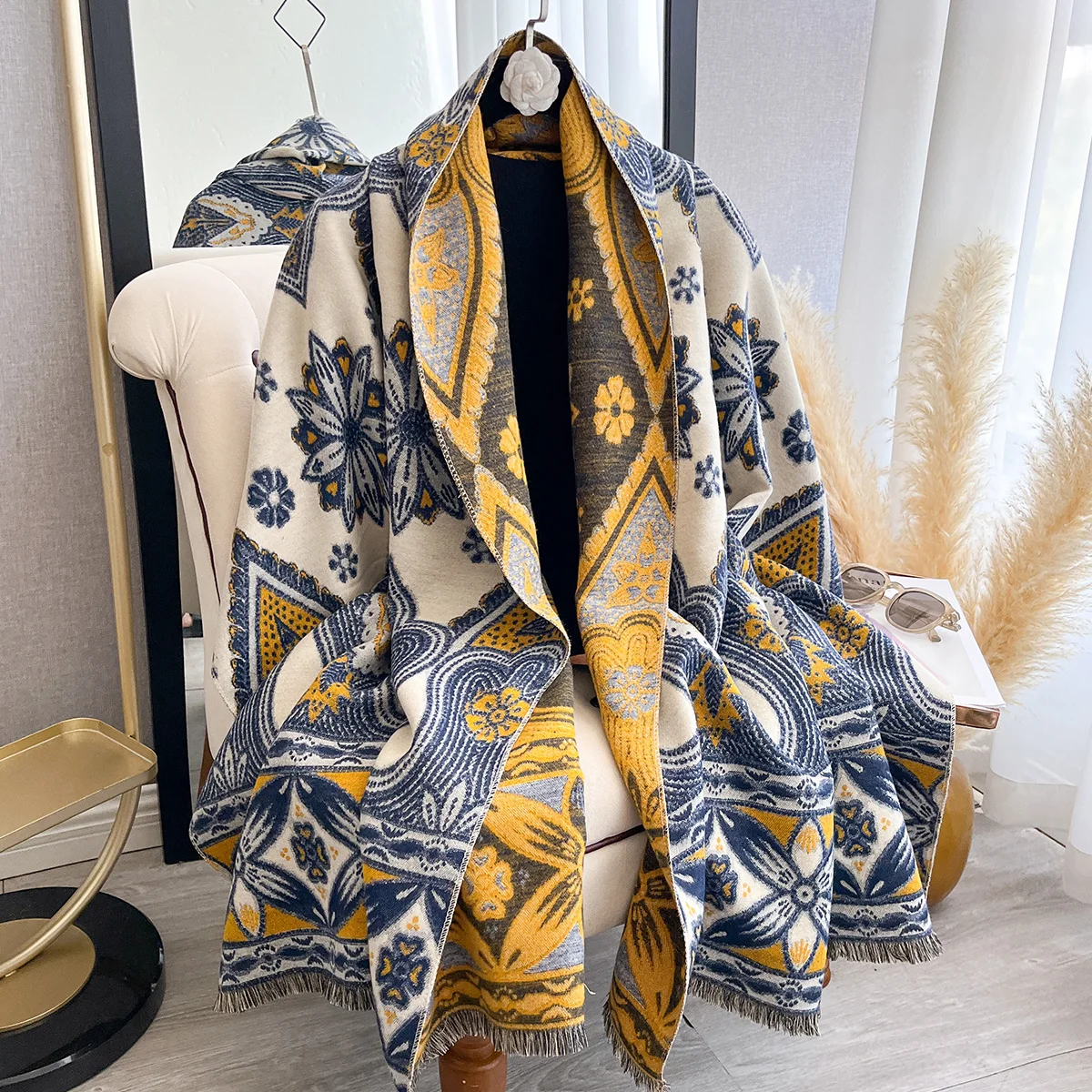 

Women Two Sided Flower Print New Scarf Imitation Cashmere Soft Warm Pashmina Shawl Autumn Winter Coldproof Windproof Blanket