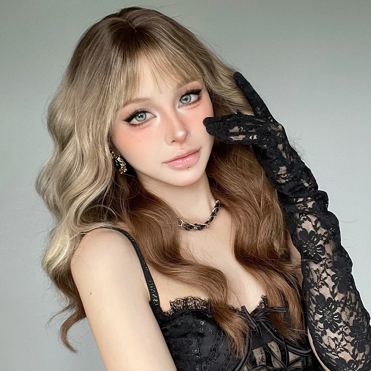 Long Water Wave Blonde Ombre Copper Wig for Women Synthetic Heat-Resistant Modest Fashion Wear and Go Wigs with Dark Roots - view 3