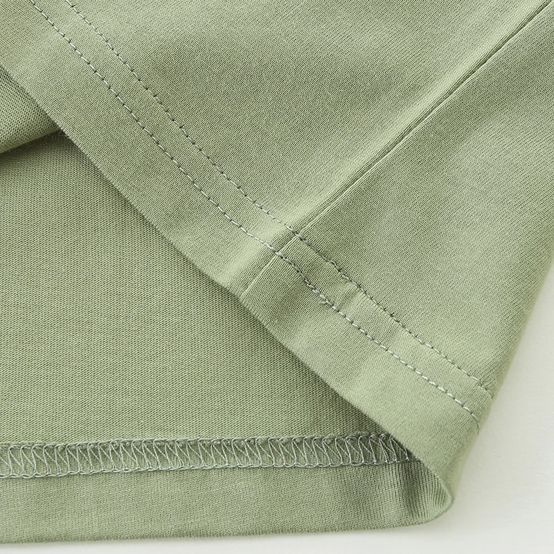 تي شيرت للأولاد بأكمام طويلة باللون الأخضر الزيتوني - مع طباعة "Top Predators" (النمر، القرش وما إلى ذلك) - مناسبة للأعمار 2-7 سنوات