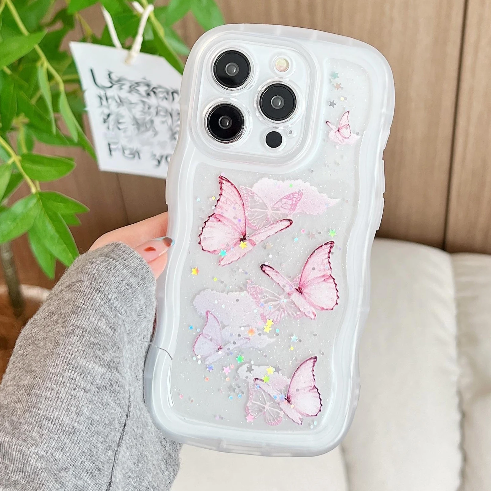 เคสโทรศัพท์เรซิ่นลายผีเสื้อประกายดาวหรูหรา ขอบหยักแบบไม่สม่ำเสมอ สำหรับ iPhone 11 12 13 14 15 16 17 Pro Max + Plus