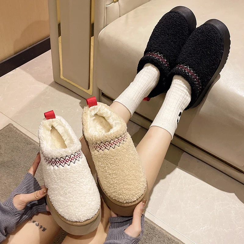 

2023 New Women Fur Slippers Ankle Boots Flats Platform Short Plush Warm Flip Flops Cotton Shoes Designer Brand Winter Snow Botas