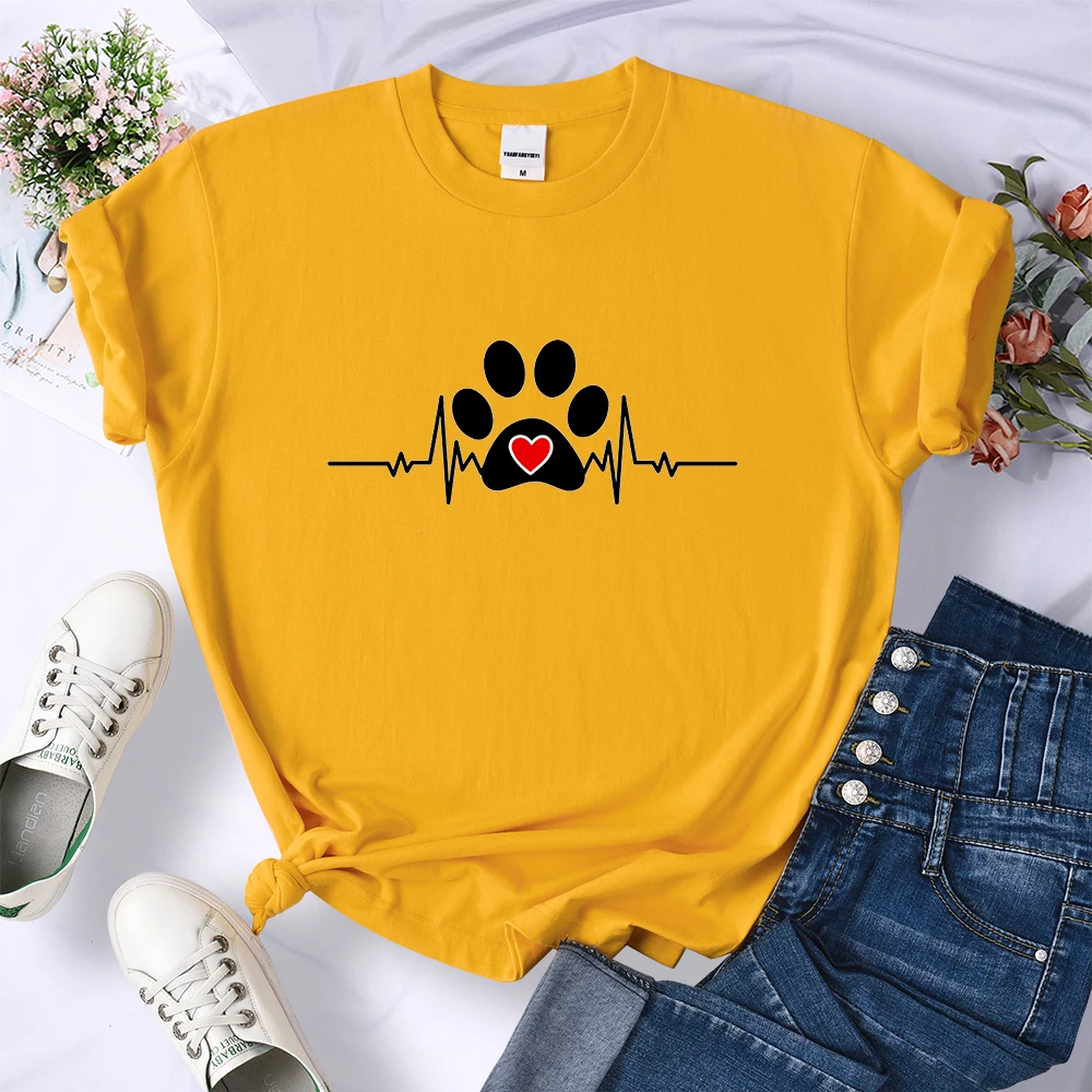 Dogs Paw With Hearts Vintage Y2K Tshirt Women Street Hip Hop T-Shirts Summer Soft Tee Clothes Cool Sports Casual T-Shirt Female