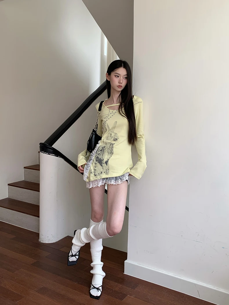 CHEERART Rivet Rabbit Print Yellow T Shirt Women Lace Patchwork V Neck Long Sleeve Top Designer Tees Spring 2025 Fashion Clothes