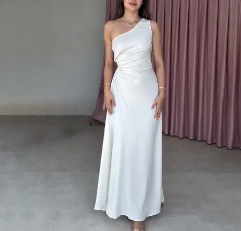 

Summer 2025 New Fashionable Solid Color Sleeveless Slant Collar Ruffle Dress for Women, Elegant and Hollow Slant Collar Dress