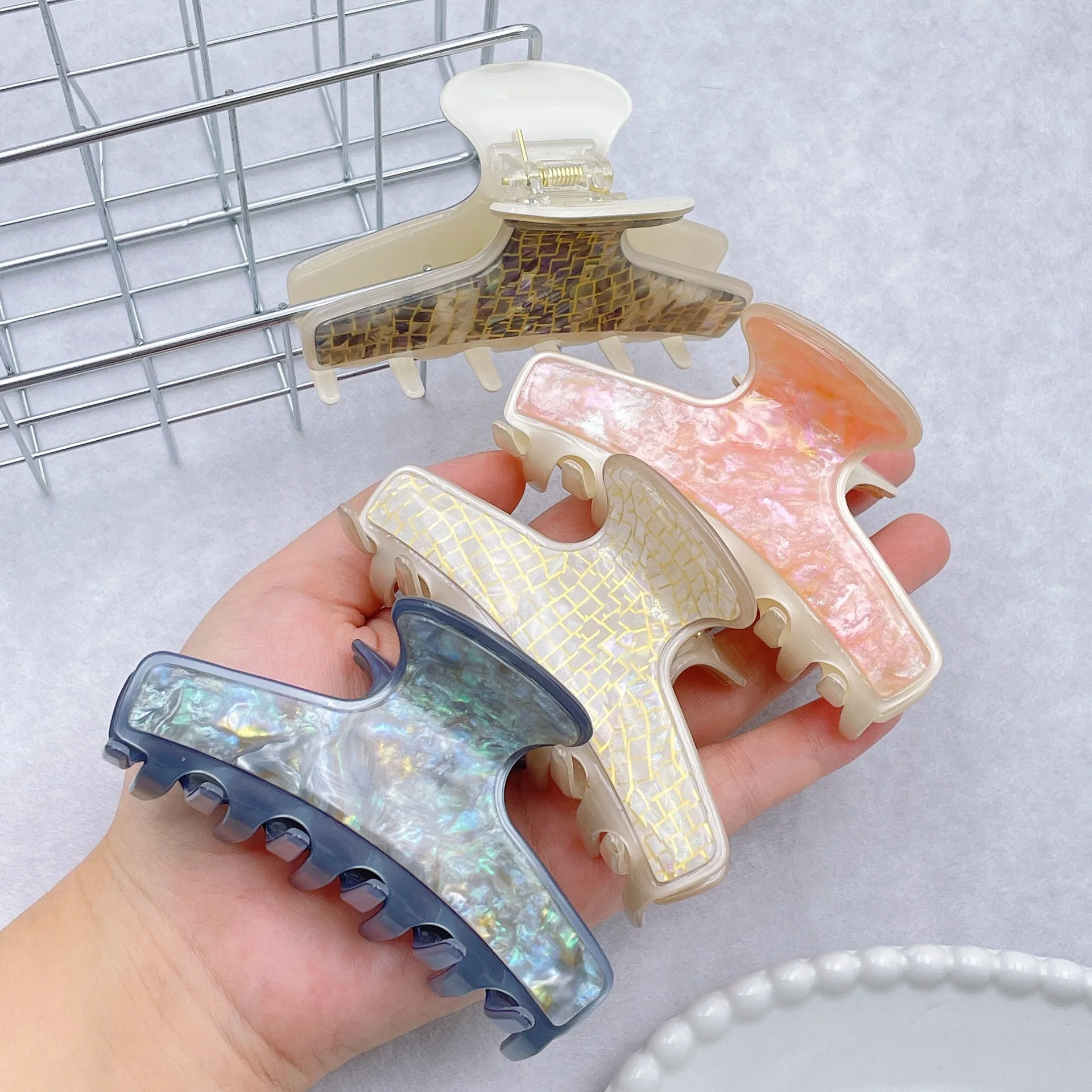 

НОВЫЙ 9,4 см градиентный сетчатый узор акриловые заколки для волос во французском стиле ретро модные заколки для волос для женщин и девочек аксессуары для волос