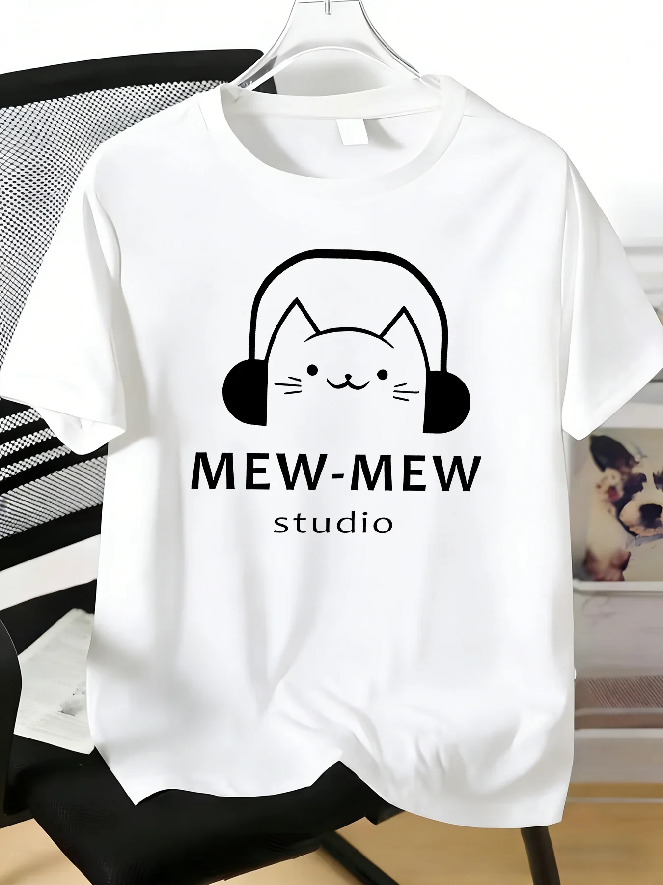 Men Red Crew Neck Tee Headphone Cat Mew Mew Studio Letter Graphic Soft Short Sleeve Music Pet Lover Daily Loose Male Tops