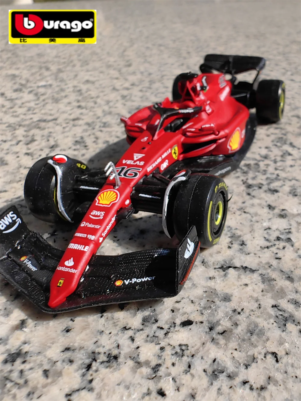 Bburago 1:43 Ferrari F1 Car Models #16 Leclerc #55 Sainz Alloy 2022 F1 Scuderia Luxury Vehicle Diecast Cars Model Gifts for Boys