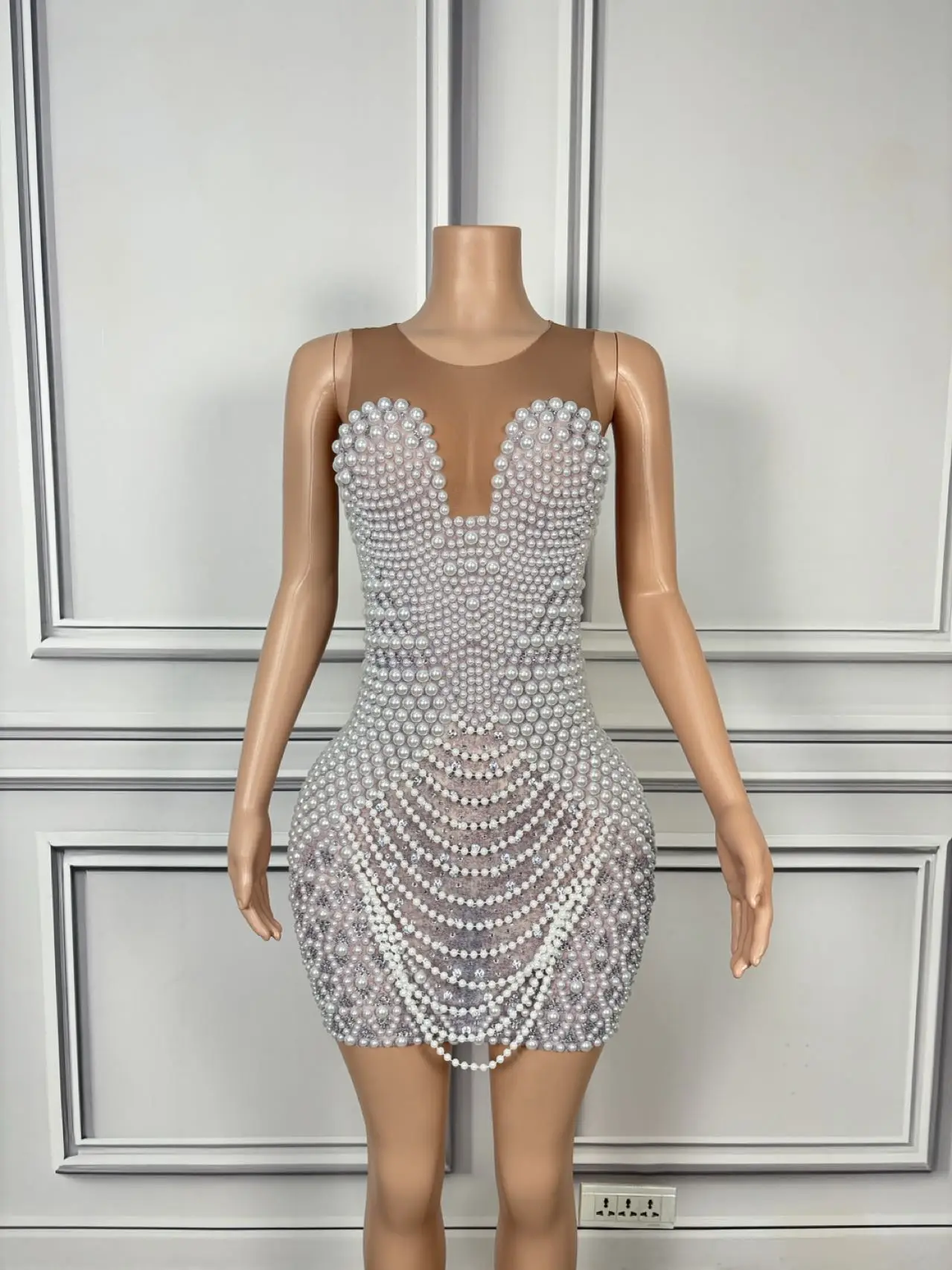 High-end White Pearls Elegant Dress Party Women Sexy Mesh See Through Night Prom Birthday Evening Dress Photo Shoot Wear Yizhu
