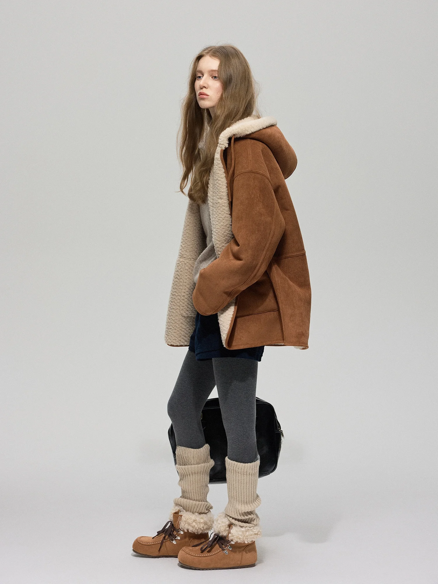 

Warm Tone Casual Suede Jaet Lamb Fur Splicing Thiened Eco-friendly Leather Fur Inteated Women's Faion Winter Coat