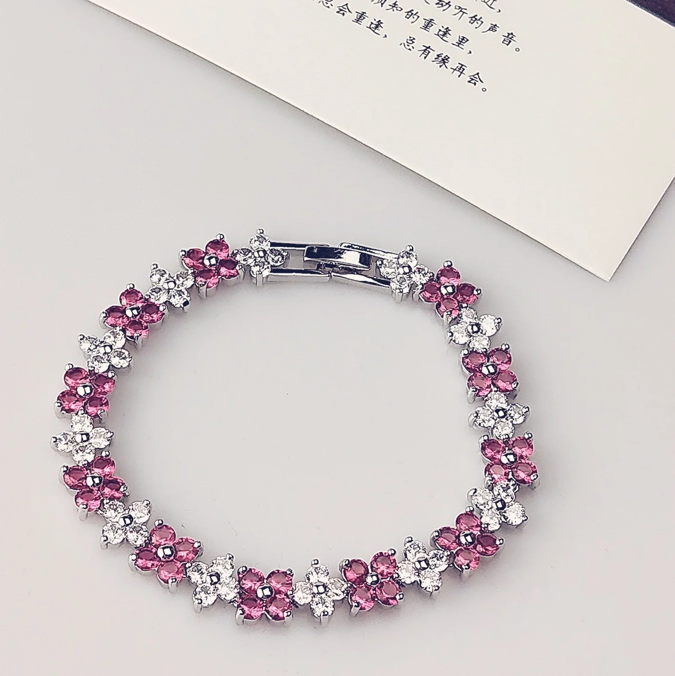 Luxury brand genuine real jewels Liangya beauty Korean plum blossom four leaf grass Zircon Bracelet with female ins embedded in