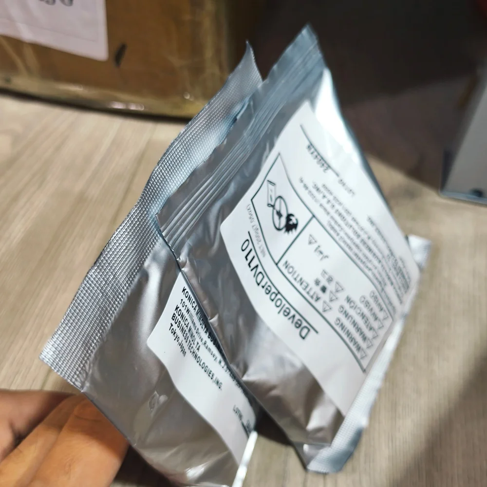 

1PC New compatible DV110 Developer for Konica Minolta Bh162 Bh180 Bh210 di152 di183 di250 di3510 7118 200g/bag Black Developer