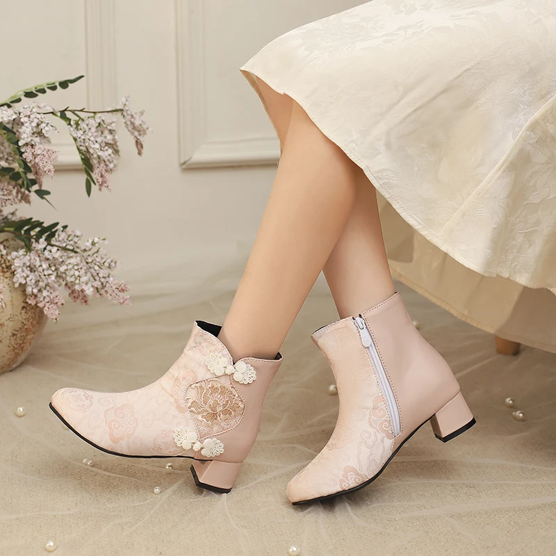 

YQBTDL 2025 г., модные ботильоны принцессы с милой шелковой вышивкой, туфли на высоком каблуке с круглым носком и боковой молнией для девочек, Mujer 12+y