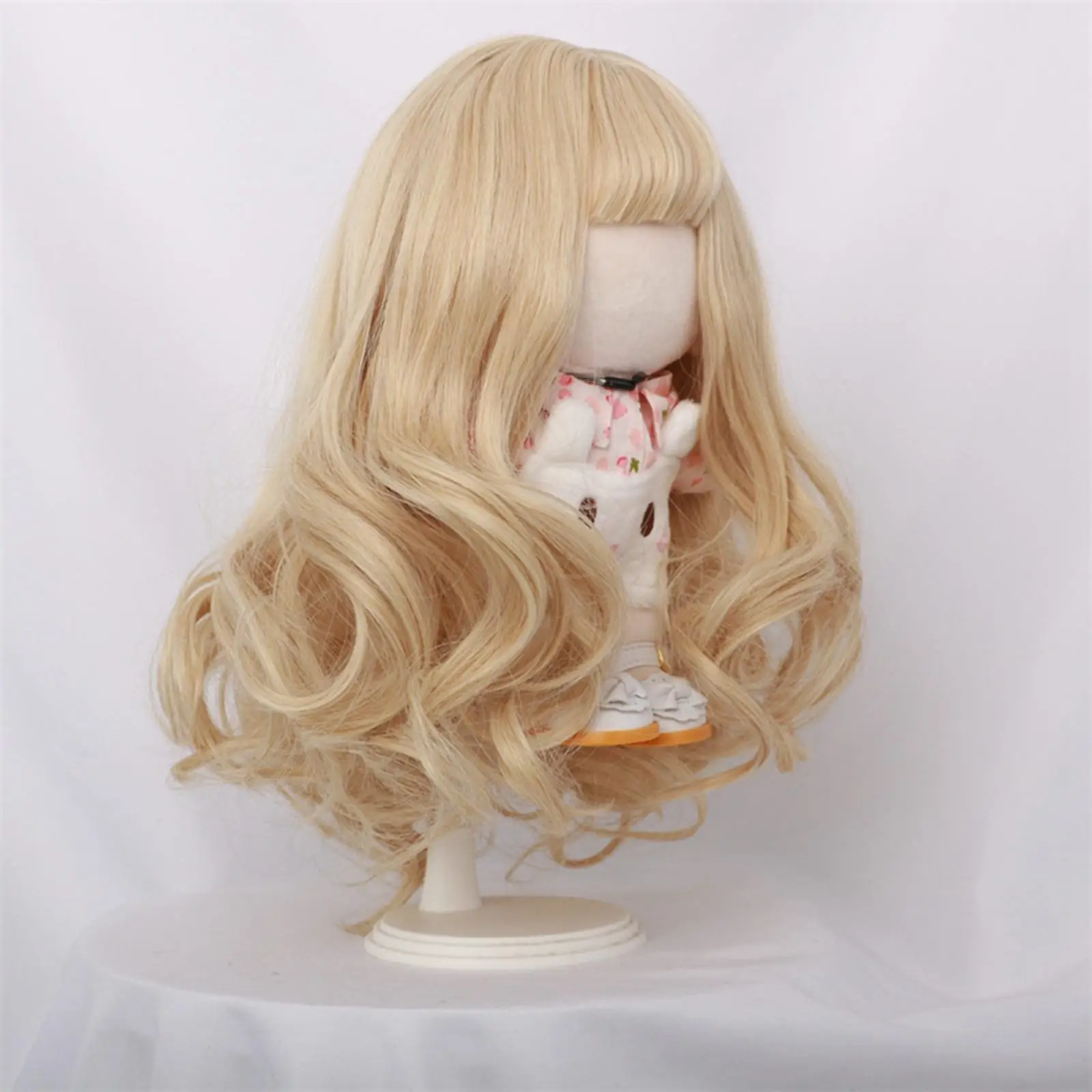 Bjd boneca peruca de cabelo substituição peruca boneca decoração alta temperatura seda boneca acessórios encaracolado macio resistente moda boneca peruca longa