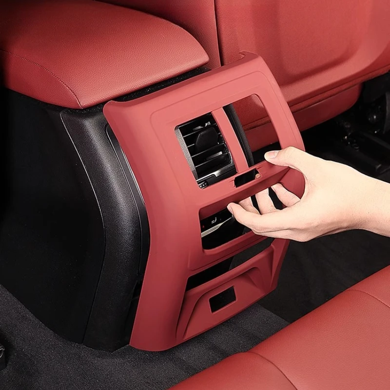 For BMW 5 Series I5/X3/iX3/X4 2020-2025 Out of The Trend Protective Cover Rear Anti-kick Pad Changed Car Decoration Supplies